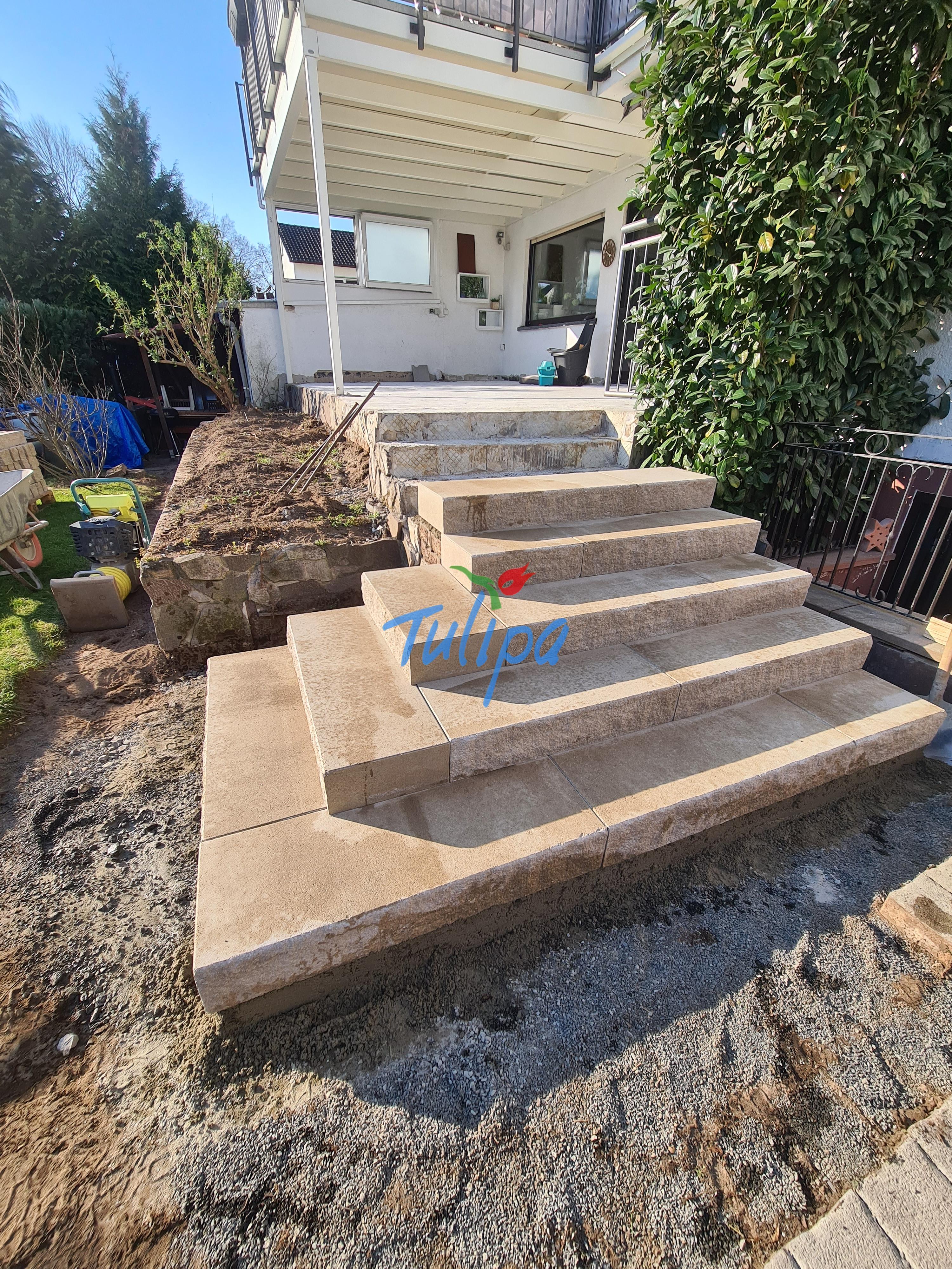 Stellplatz und Carport-Fläche pflastern – Was unter dem Auto stimmen muss