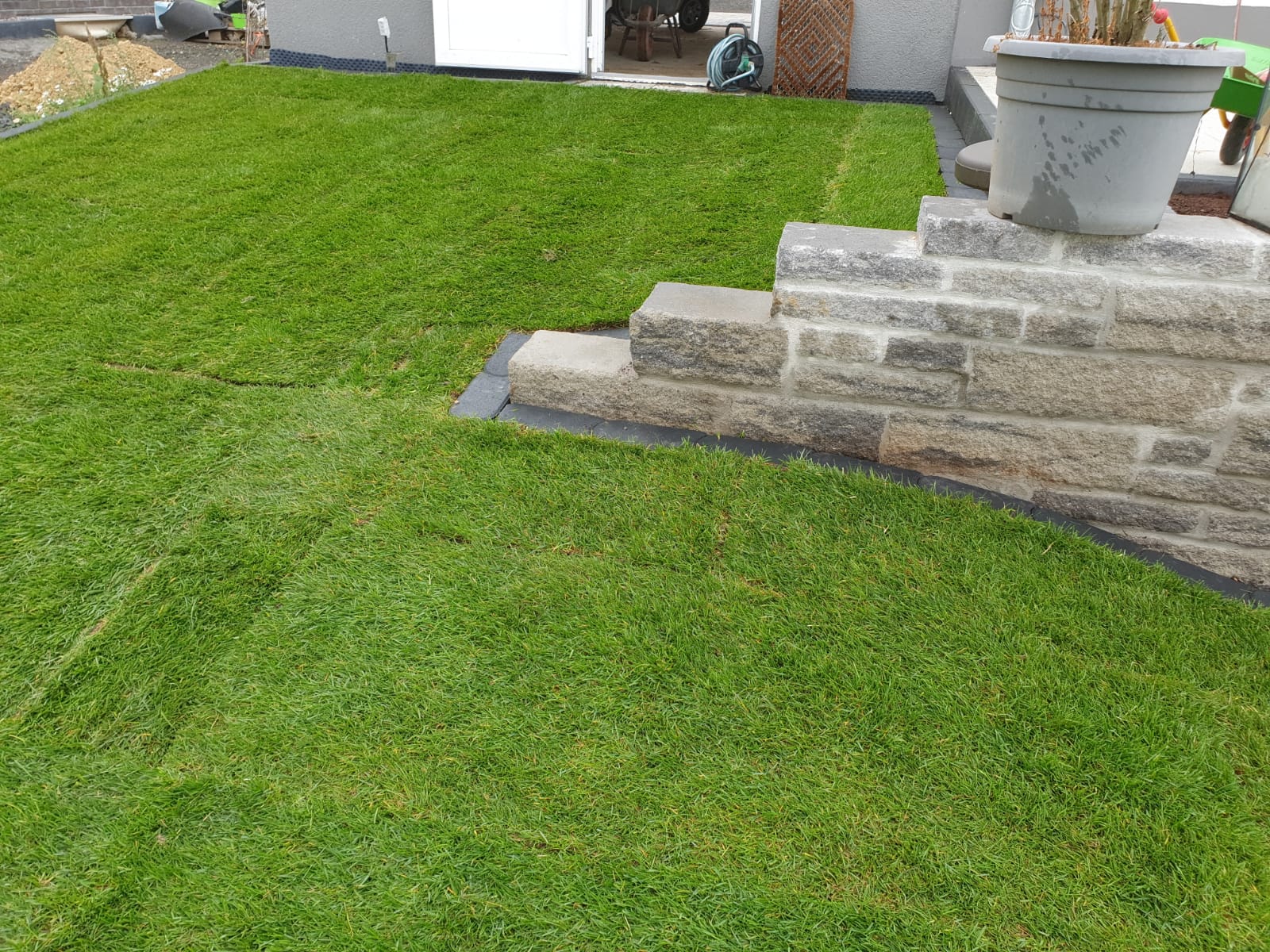 Vorgarten gestalten – Ideen, die wirklich etwas hermachen