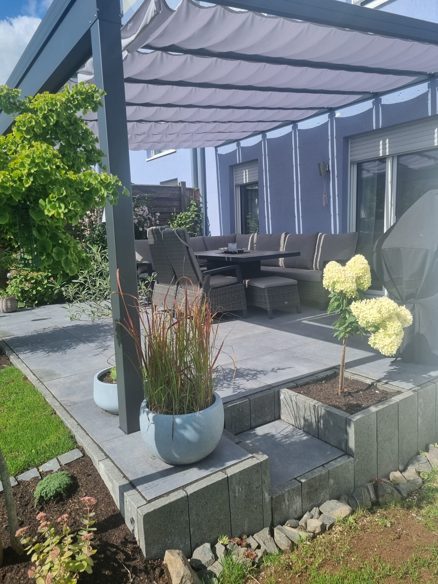 Rollrasen oder säen – Was für Ihren Garten die richtige Wahl ist